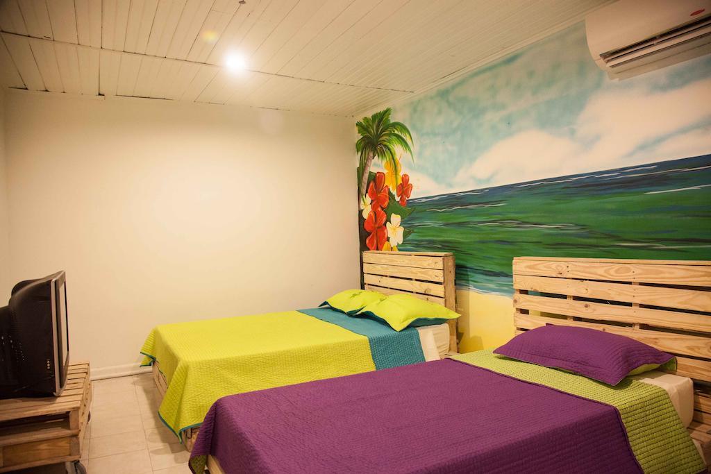 Apartamentos Turisticos In Di Town San Andres  Ruang foto